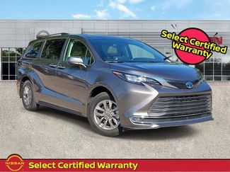 Used 2024 Toyota Sienna XLE FWD video 1
