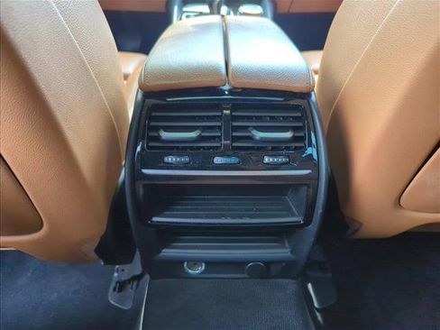 Used 2018 BMW 530i w/ Premium Package RWD image 25