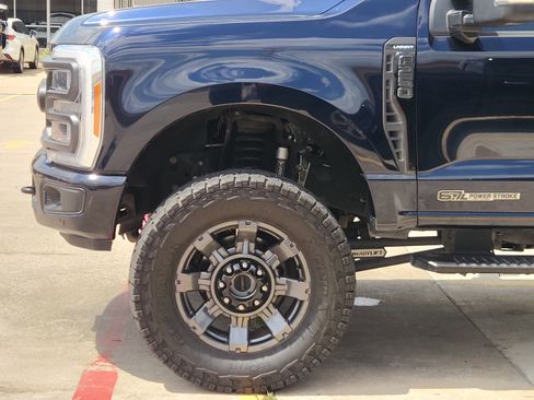 Certified 2023 Ford F250 Lariat w/ Lariat Ultimate Package image 5