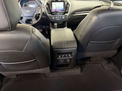 Used 2019 Chevrolet Traverse Premier image 25