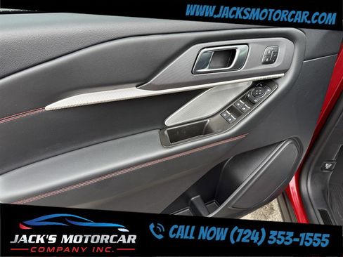 Used 2025 Ford Explorer ST image 24