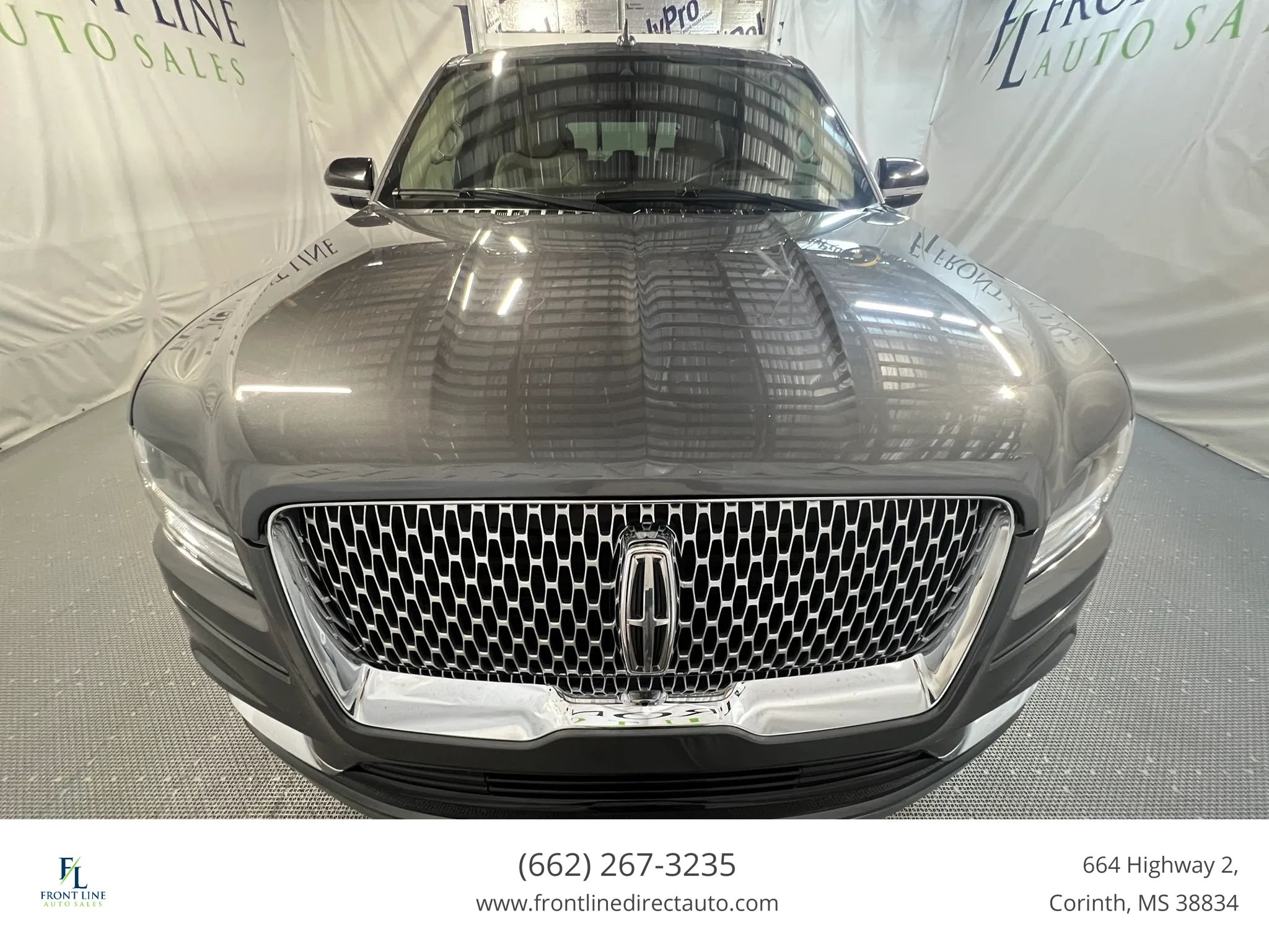 Used 2021 Lincoln Navigator Reserve w/ Luxury Package AWD/4WD image 2