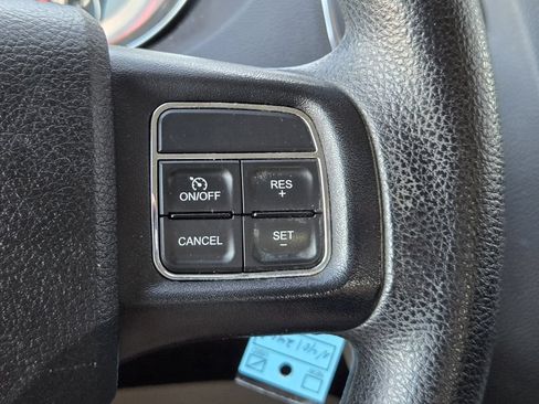 Used 2014 Dodge Grand Caravan SXT FWD image 31
