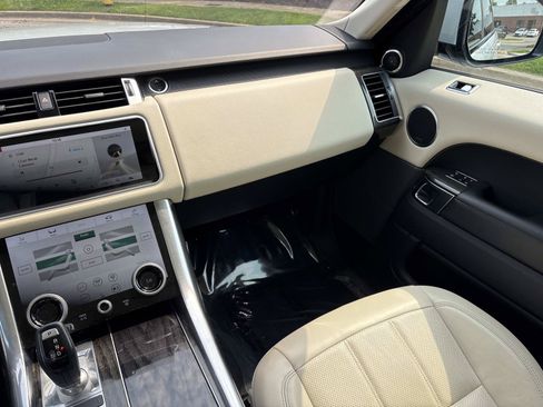 Used 2019 Land Rover Range Rover Sport HSE AWD/4WD image 30