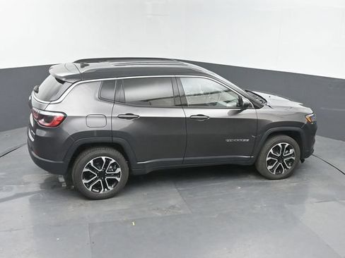 Used 2024 Jeep Compass Limited AWD/4WD image 34