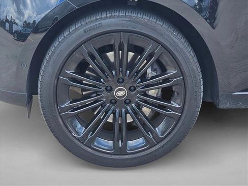 Used 2025 Land Rover Range Rover SE AWD/4WD image 14