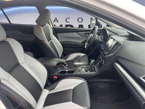 Certified 2023 Subaru Crosstrek 2.5i Limited w/ Moonroof Package image 17