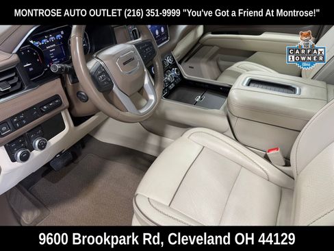 Used 2021 GMC Yukon Denali w/ Denali Premium Package image 14