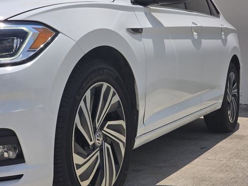 Used 2020 Volkswagen Jetta SEL Premium image 40