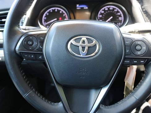 Used 2024 Toyota Camry SE FWD image 18