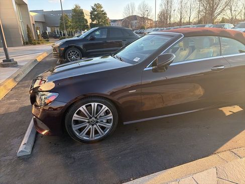 Used 2018 Mercedes-Benz E 400 4MATIC Cabriolet image 3
