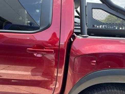 Used 2023 Nissan Frontier PRO-4X w/ Pro Convenience Package AWD/4WD image 19