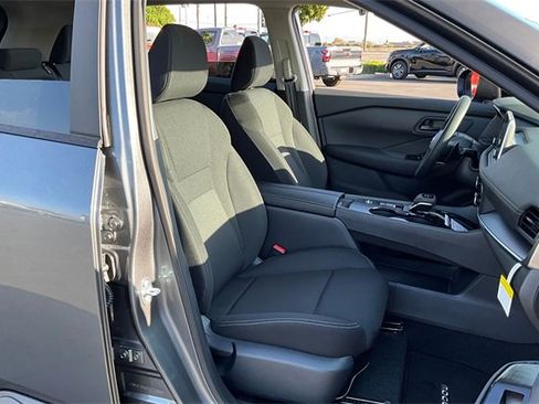 New 2026 Nissan Rogue S image 10