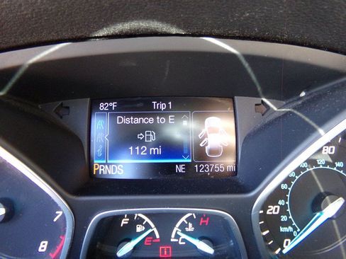 Used 2016 Ford Escape Titanium AWD/4WD image 34