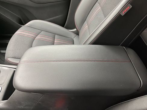 Used 2023 Chevrolet Equinox RS w/ LPO, Floor Liner Package FWD image 27