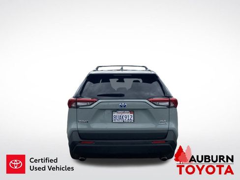 Certified 2021 Toyota RAV4 XLE w/ Convenience Package AWD/4WD image 7