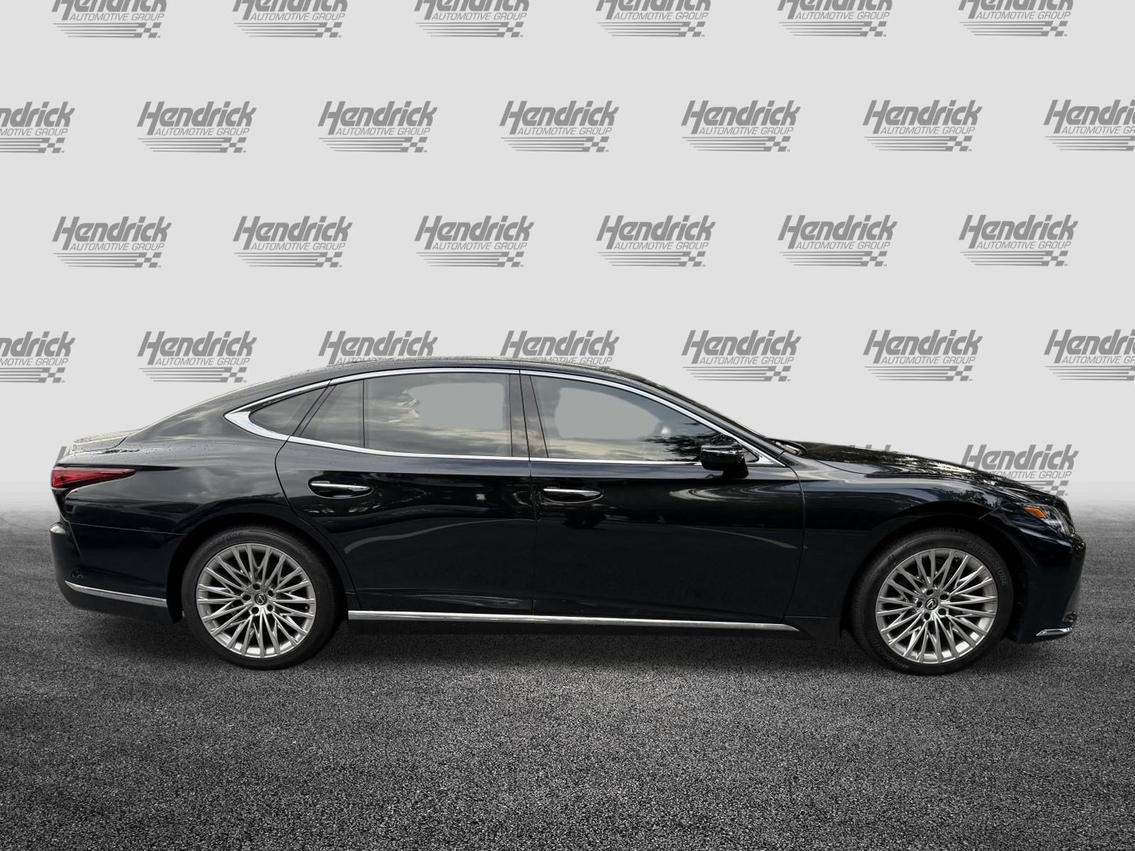 Used 2025 Lexus LS 500 RWD image 10