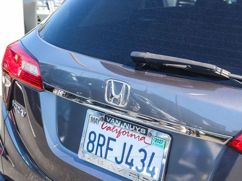 Used 2019 Honda HR-V EX image 9