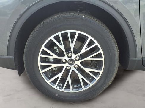 New 2024 Ford Escape SE image 12