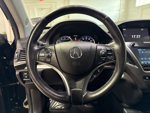 Used 2018 Acura MDX SH-AWD image 11