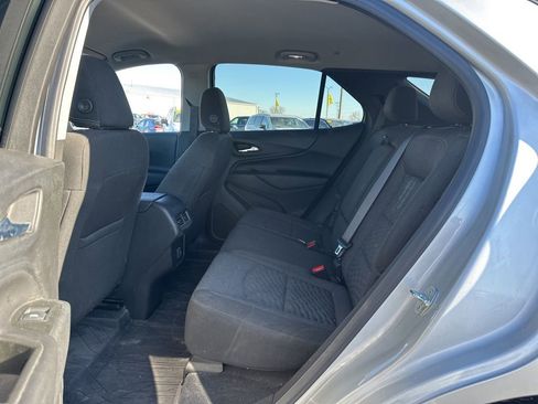 Used 2021 Chevrolet Equinox LT image 22