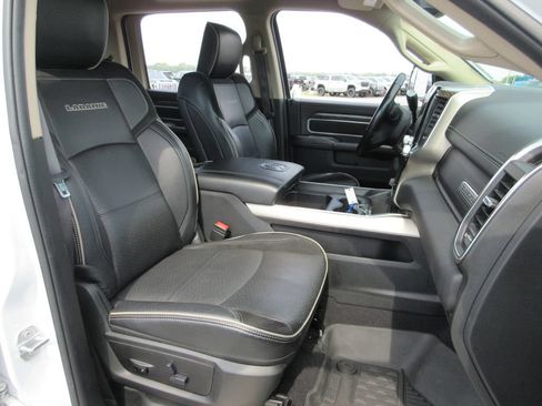 Used 2020 RAM 3500 Laramie AWD/4WD image 25