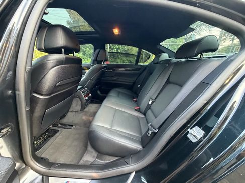Used 2015 BMW 740i RWD image 27