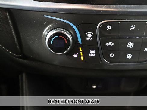 Used 2023 Chevrolet Traverse LT w/ Midnight/Sport Edition image 6