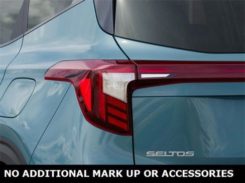 New 2026 Kia Seltos S image 11