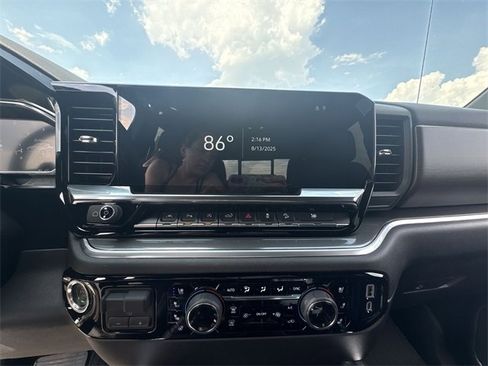 New 2026 Chevrolet Silverado 1500 High Country w/ Technology Package image 13