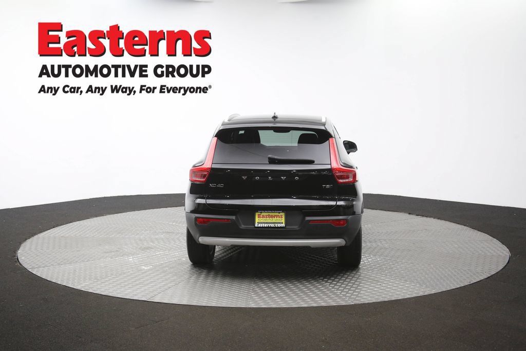 Used 2022 Volvo XC40 T5 Momentum AWD/4WD image 38