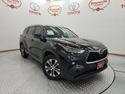 Used 2023 Toyota Highlander XLE