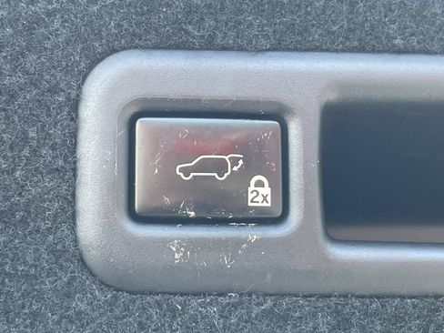 Used 2019 Lexus RX 350L FWD image 11