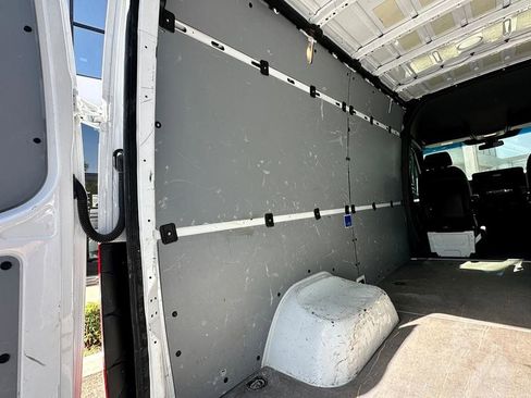 Used 2021 Mercedes-Benz Sprinter 3500 image 15