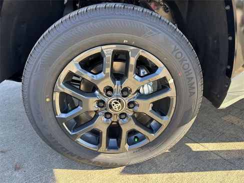 New 2026 Toyota Tundra Platinum image 12
