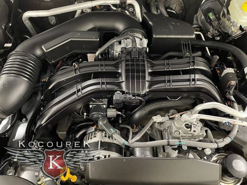 Used 2025 Subaru Outback Premium w/ Popular Package #1A image 24