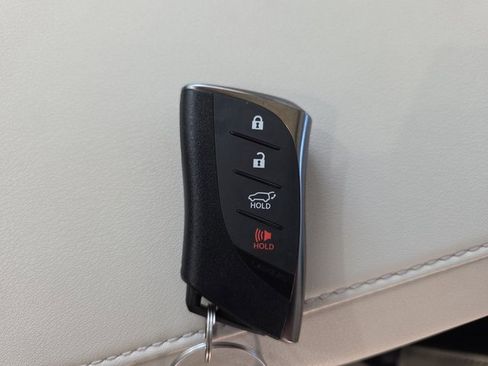 New 2026 Lexus RX 350 350h Premium+ w/ Convenience Package image 34