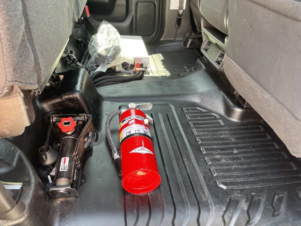 Used 2021 Chevrolet Silverado 2500 W/T w/ WT Convenience Package AWD/4WD image 19