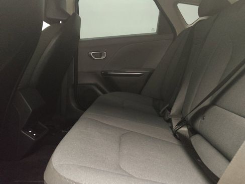 Used 2025 Kia K4 FWD image 18