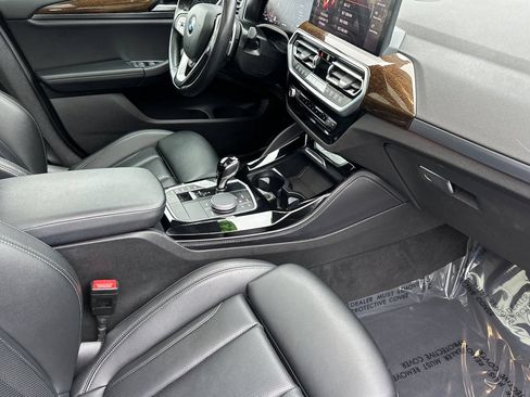 Used 2023 BMW X4 xDrive30i AWD/4WD image 18
