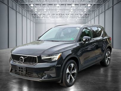 Used 2025 Volvo XC40 B5 Core w/ Protection Package Premier