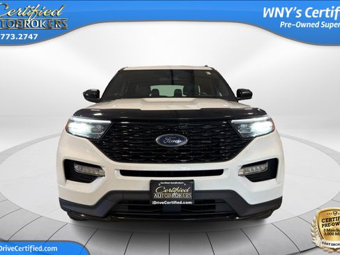 Used 2022 Ford Explorer ST-Line w/ Class IV Trailer Tow Package AWD/4WD image 2