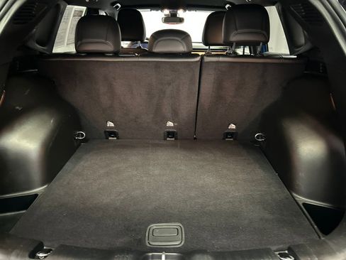 Used 2025 Jeep Compass Limited image 24