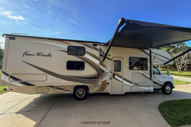 Used 2017 Ford E-450 and Econoline 450 Super Duty w/ Motorhome Prep Package RWD image 64