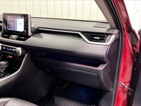 Used 2019 Toyota RAV4 Limited w/ Advanced Technology Package AWD/4WD image 16