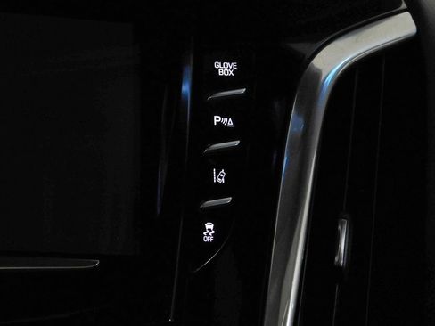 Used 2015 Cadillac Escalade Luxury image 47