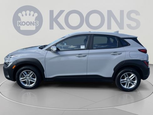 Used 2023 Hyundai Kona SE AWD/4WD image 2