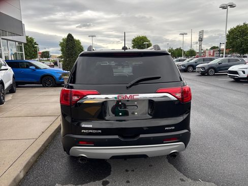 Used 2017 GMC Acadia SLE w/ Driver Alert Package I AWD/4WD image 4