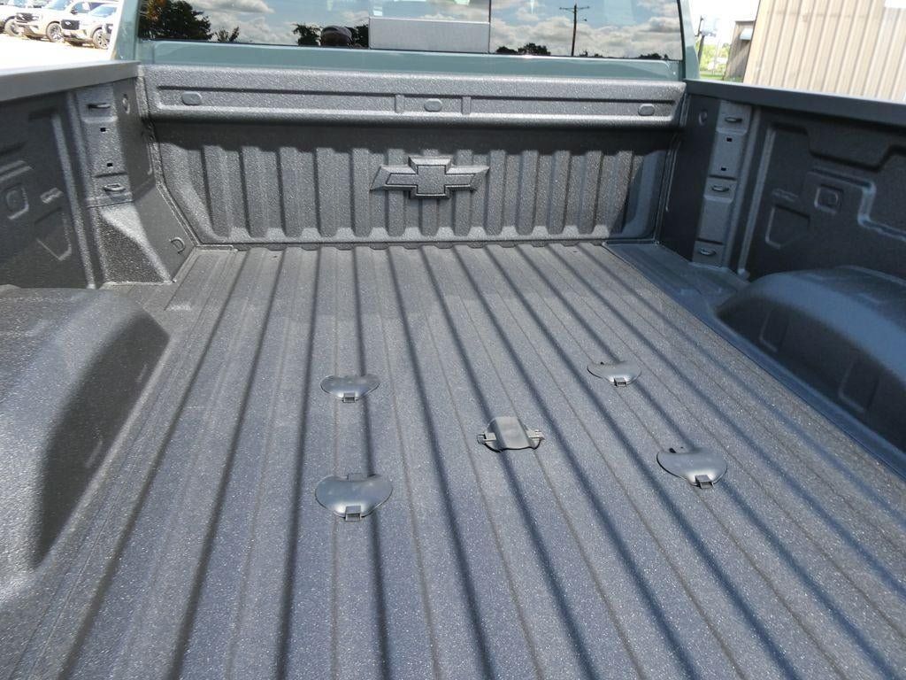 New 2026 Chevrolet Silverado 2500 LTZ w/ LTZ Plus Package AWD/4WD image 6