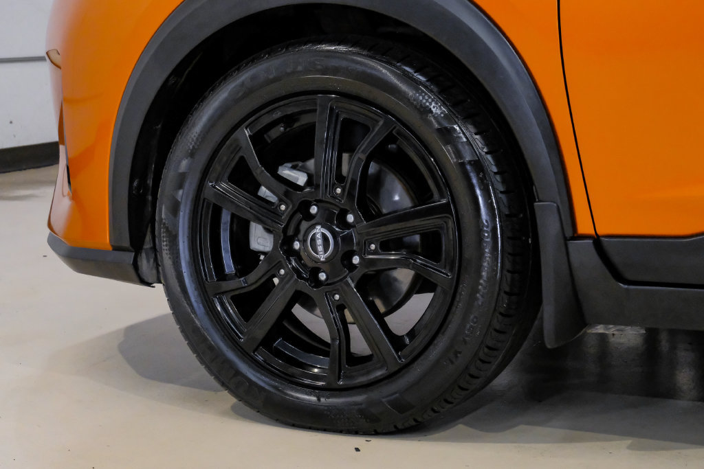 Used 2023 Nissan Kicks SR FWD image 71